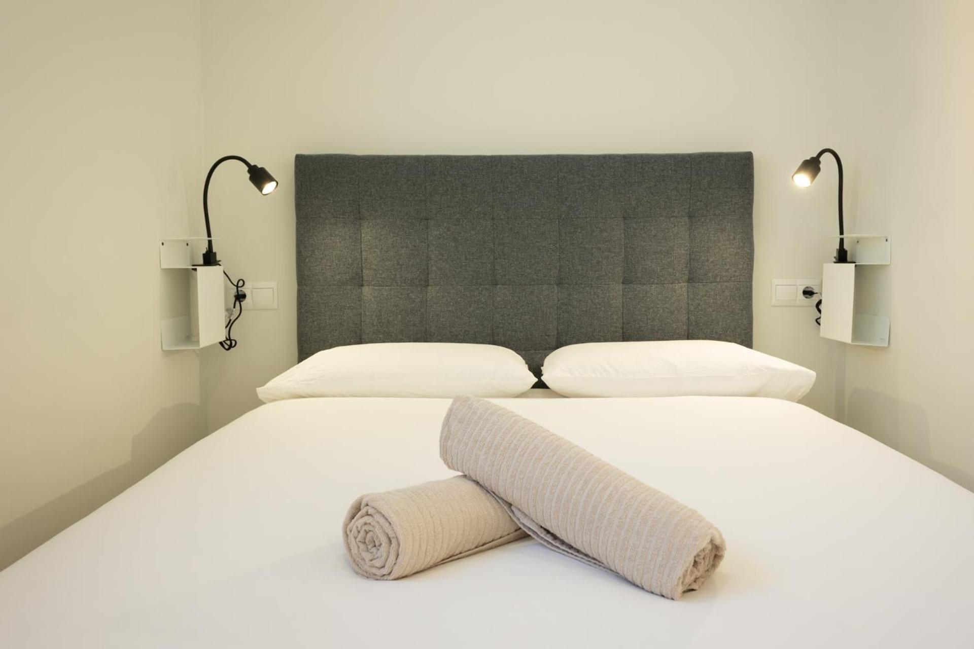 Tentudia Charming Apartments With Private Roof-Top Or Patio In San Bernardo By Ocityzen Sevilla Exterior foto